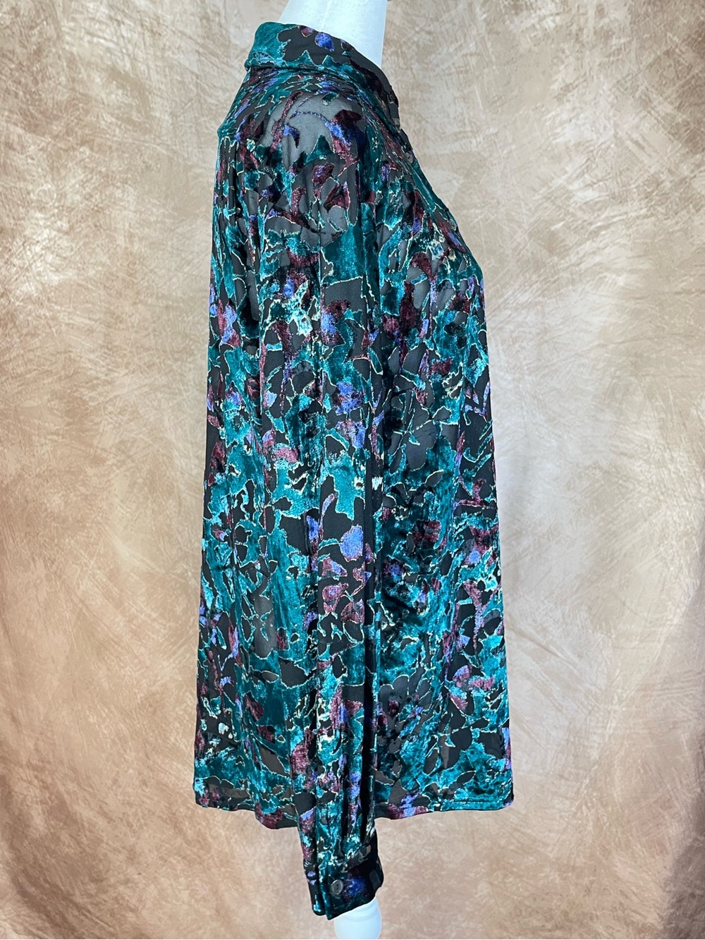 Emanuel Ungaro Week-End Burnout Floral Button-Up Blouse Shirt size 42/US Medium - Picture 5 of 14